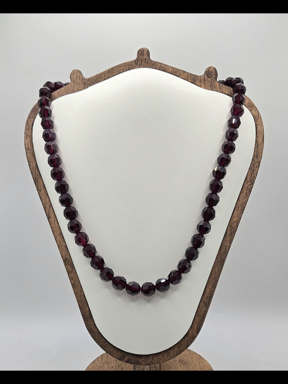 Vintage Deep Ruby Red Faceted Crystal Beaded Necklace